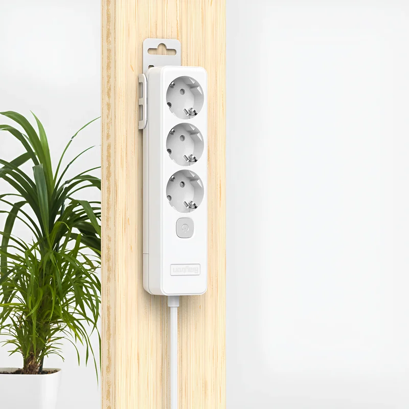 Braytron Mehrfachsteckdose 6-Fach mit 1,5 m Kabel und beleuchtetem EIN-/Ausschalter, 3680W, Kindersicherung, Steckdosenleiste mit Clip-System – Ansicht 2
